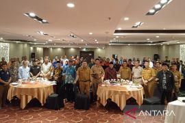 Kesbangpol Samarinda rangkul Ormas upaya entaskan masalahan sosial