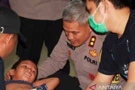 Polres Tapin gelar sunat gratis dalam rangka HUT Bhayangkara