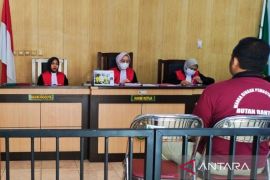 Dokter gadungan asal Bekasi divonis empat tahun