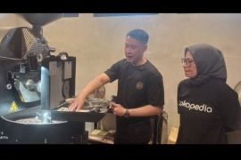 Penjualan kopi "Coffeenatics" UMKM Medan melonjak setelah memanfaatkan Tokopedia