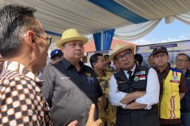 Airlangga tinjau pembangunan jalan tol Cisumdawu Sumedang