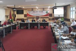 DPD RI uji sahih RUU sistem pengelolaan SDA bersama akademisi Kaltim