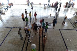 Pemkab Karawang berupaya hidupkan semua tempat pelelangan ikan untuk kesejahteraan nelayan