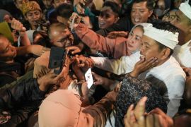 Dedi Mulyadi prihatin masih ditemukan anak tidak sekolah karena masalah biaya di Jawa Barat