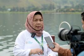Kadis LHK Sumut: Penggunaan ekoenzim perbaiki kualitas air Danau Toba