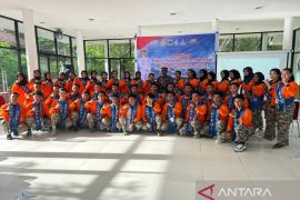 TNI AL Kendari membentuk generasi muda cinta bahari melalui PPMI