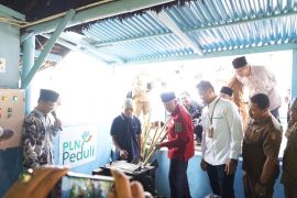 Transisi energi dan tingkatkan pendapatan petani tebu, PLN Peduli dorong pemakaian mesin electrodi Lawang
