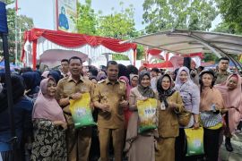 Wali Kota Pekanbaru ajak swasta partisipasi gelar pasar murah