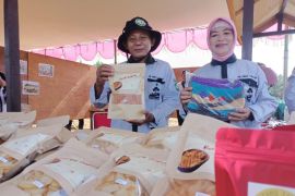 Perempuan tangguh yang memperkuat ekonomi keluarga