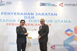 Direktur Pemberitaan Akhmad Munir resmi jadi Plt Dirut Perum LKBN Antara