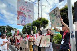 Komunitas MCC kerja bakti lintas agama dan edukasi  150 anak