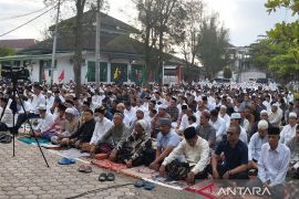 Ribuan warga Muhammadiyah Aceh shalat Idul Adha di kampus Unmuha