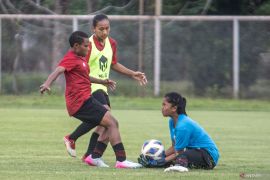 Timnas wanita Indonesia U-19 Mulai Berlatih di Jakabaring Page 4 Small