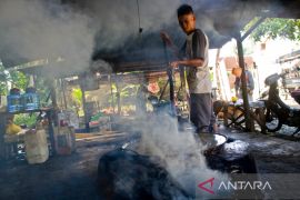Situs Geopark Meratus Sentra Dodol Kandangan