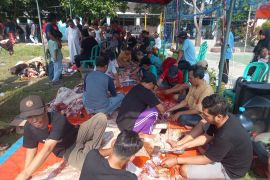 Masjid Al Ikhlas TMI 1 Kota Serang salurkan 700 kupon daging kurban