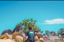 Pantai Temajok jadi destinasi wisata favorit batas negeri