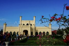 Menyusuri jejak Sultan Siak beserta istananya