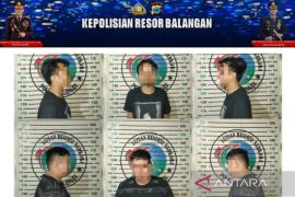 Kalsel kemarin, dari kasus obat Zenith hingga politisi bagi-bagi daging kurban