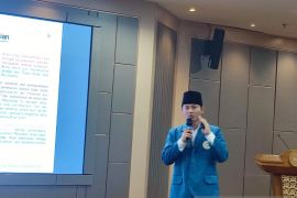 Bupati Trenggalek pertahankan tesis buku Sarinah karya Bung Karno