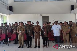 Pj Gubernur Suganda tantang peserta pelatihan berbasis kompetensi mampu bersaing