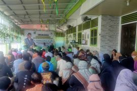 Anggota DPRD Kalsel sosialisasikan Perda penyelenggaraan Kesehatan pengapuran tulang