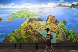 Gubernur Papua Barat Daya berkomitmen kembangkan wisata Raja Empat