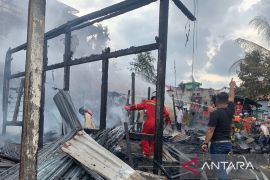 Dua bangunan hangus terbakar di Jalan Milono Samarinda