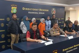 Jangan mudah tergoda janji manis penjual "online"