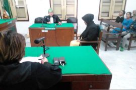 Suntik vaksin kosong dokter di Medan dituntut empat bulan penjara