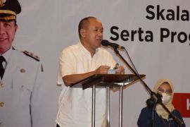 Wabup Banyumas  minta pelaku usaha laporkan kegiatan penanaman modal