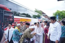 Pemkab Pacitan sambut  kedatangan 163 jemaah haji