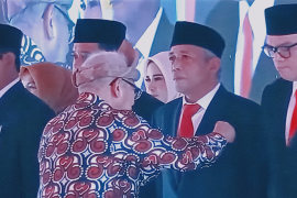 Turunkan stunting signifikan, Bupati OKI terima penghargaan Satyalencana Wira Karya