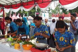 Festival BMW gelar lomba masak Papeda bagi pelajar SMA/SMK