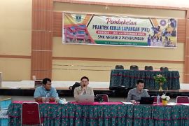 Hadir di sekolah, PLN UP3 Payakumbuh kenalkan bisnis dan pekerja unggul