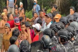 Polda Kalteng tak ingin gegabah tangani kericuhan warga dengan PT BJAP