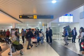 Dua penerbangan ke Bandara Ambon dialihkan karena cuaca buruk sejak Minggu pagi