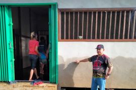 Banjir surut, akses jalan menuju batas RI-Malaysia kembali normal