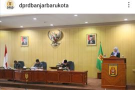 Fraksi Golkar DPRD Banjarbaru pertanyakan piutang pajak dan retribusi pemkot
