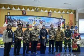 Dua kepala daerah hadiri pengukuhan  DPD- PKDP Inhu