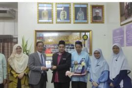 7 mahasiswa UIN Suska Riau KKN internasional di Malaysia