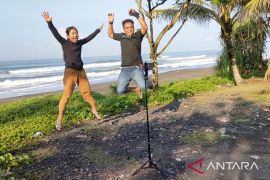 Keranjingan media sosial, melakukan segalanya demi konten
