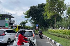 Komisi C minta Dishub tuntaskan 25 titik kemacetan di Surabaya