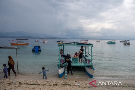 Pengembangan kawasan wisata pantai Tanjung Karang Page 2 Small