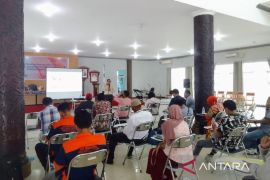 Pemprov Kaltim latih masyarakat kelola koperasi modern