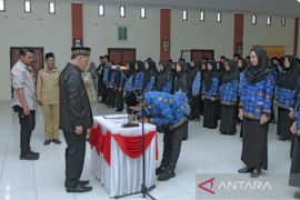 Wakil Bupati Bangka Barat minta para guru untuk bangun karakter anak didik