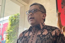 Hasto tepis isu Effendi Simbolon tak masuk daftar caleg