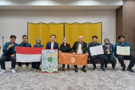 Mahasiswa Unair raih penghargaan inovasi internasional di Jepang