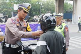 Kapolri  minta polisi terus beri layanan lebih baik kepada masyarakat