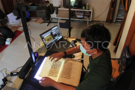 Digitalisasi naskah kuno di Padang Page 1 Small