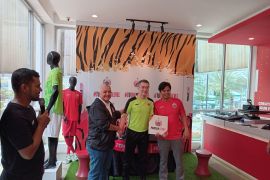 Persija Jakarta meluncurkan ulang toko resmi miliknya